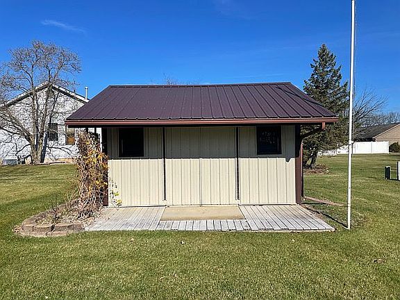 5th image of 405 Norlick Dr