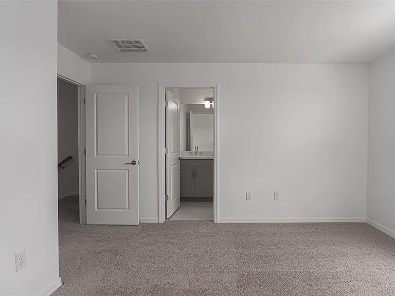 11720 Glenside Ter — Photo 12