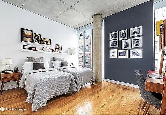 5th image of 246 W 17th St APT 6D
