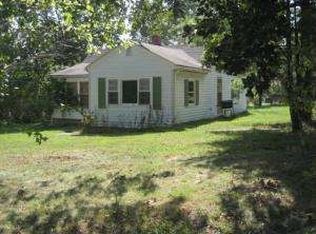 825 Sycamore St, Rocky Mount, VA 24151