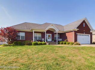 9820 Valley Farms Blvd, Louisville, KY 40272