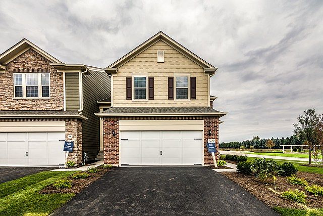 1st image of 251 Belmont Dr