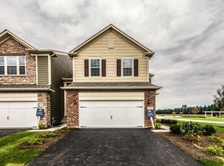 251 Belmont Dr, Lincolnshire, IL 60069
