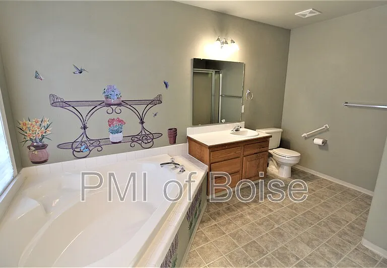 716 Kimberly Ct — Photo 20