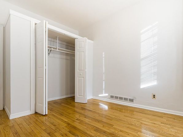 jersey-city-new-jersey-38902808 picture