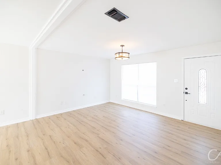 3610 Purdue Ln — Photo 14