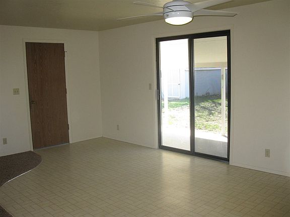 4th image of 615 Hazel Ave