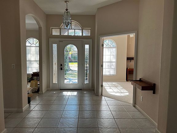 3rd image of 10051 Cove Lake Dr