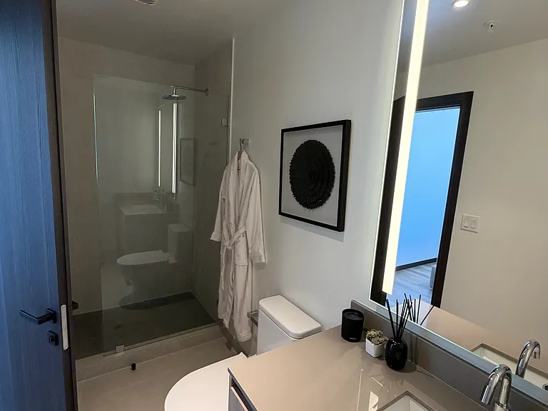 515 SW 3rd Ave #B — Photo 18