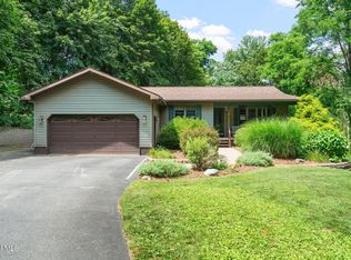 1449 New Scotland Rd, Slingerlands, NY 12159