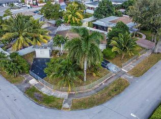 4541 NW 178th St, Miami Gardens, FL 33055