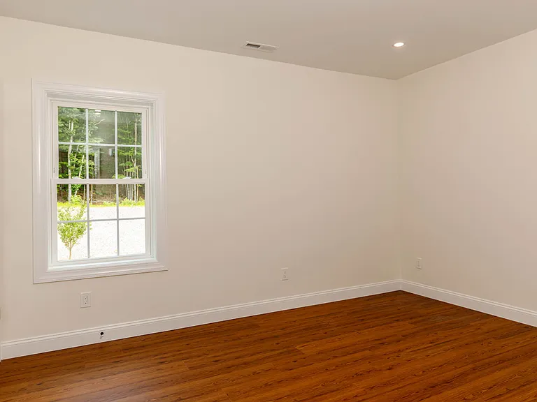 150 State Rd E #9 — Photo 6