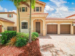 Venetian Parc West, Miami, FL 33187