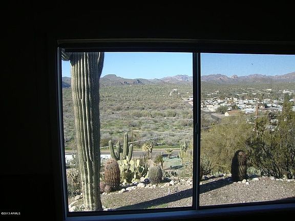 5th image of 12 W Sahuaro Dr