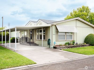 815 NE Karol Loop, College Place, WA, 99324