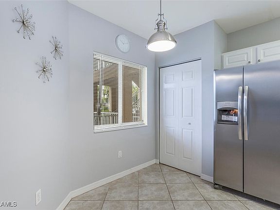 4th image of 10020 Maddox Ln APT 307