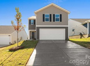 15 Katherine Emilie Dr, Hendersonville, NC 28792