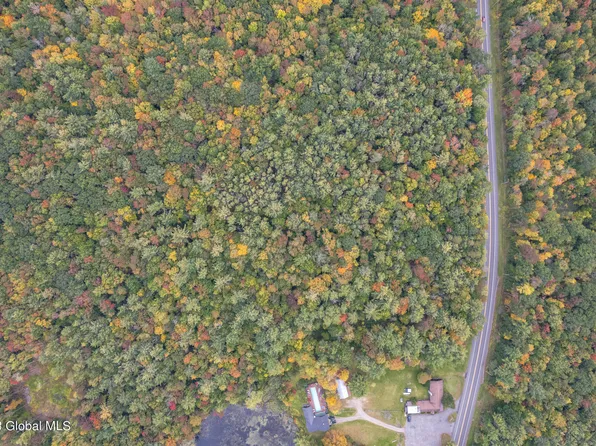 L19 Burdick Rd Nssd, Gloversville, NY 12078