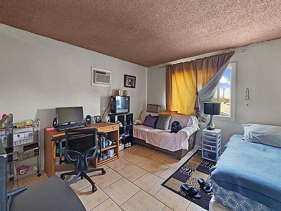 4th image of 2131 Matson Dr