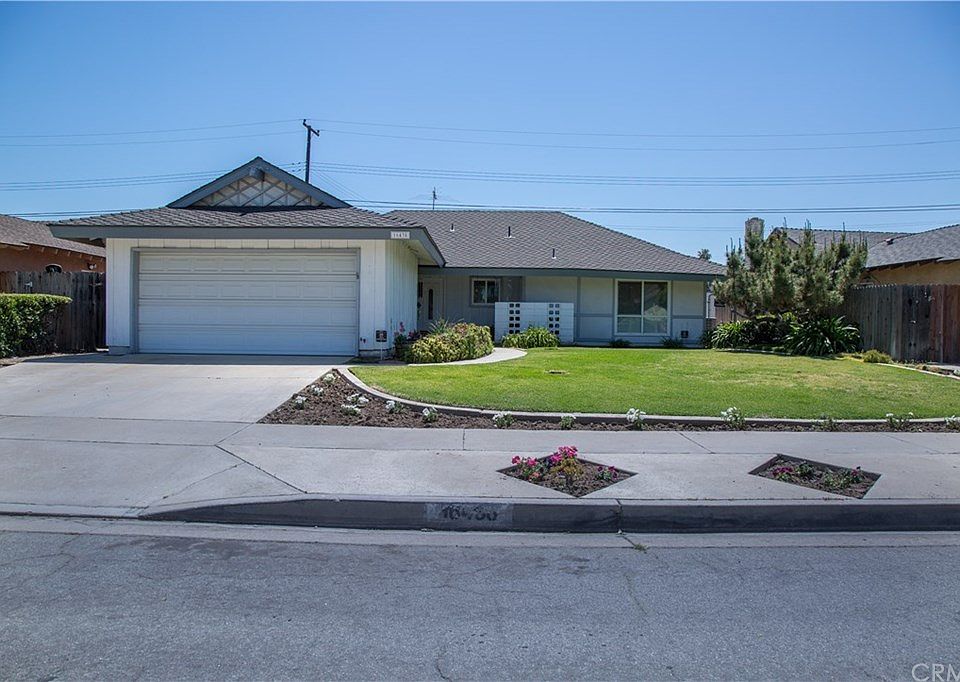 1st image of 16438 Heathfield Dr