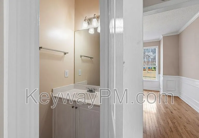 1063 Waltons Pass — Photo 13