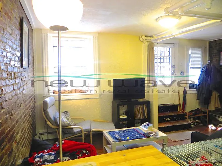 123 Myrtle St #2 — Photo 8