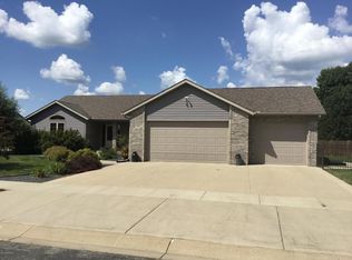 1106 5th St NW, Dodge Center, MN 55927