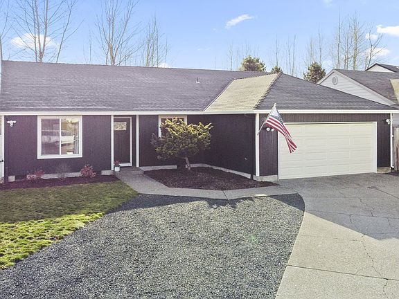 2nd image of 1054 Pana St