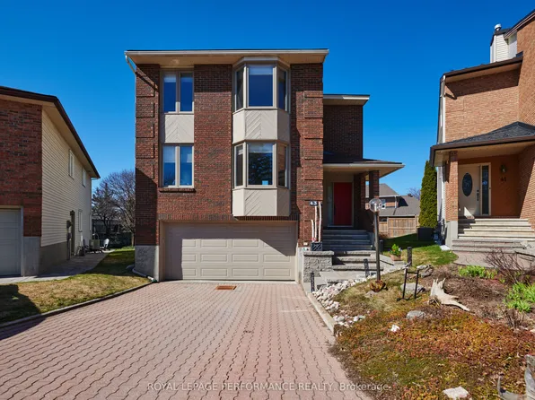 43 Waterview Ct, Ottawa, ON K1V 0H5