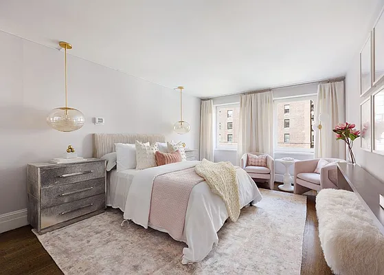 Sold by Compass | media 23