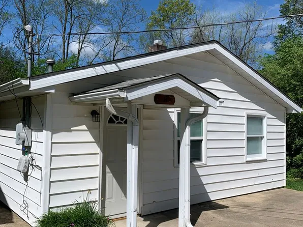 3605 W Woodyard Rd, Bloomington, IN 47404