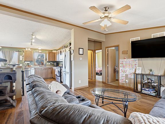 4th image of 9026 W Coleman Rd