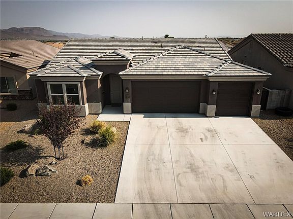 2nd image of 2133 Horsemint Ave
