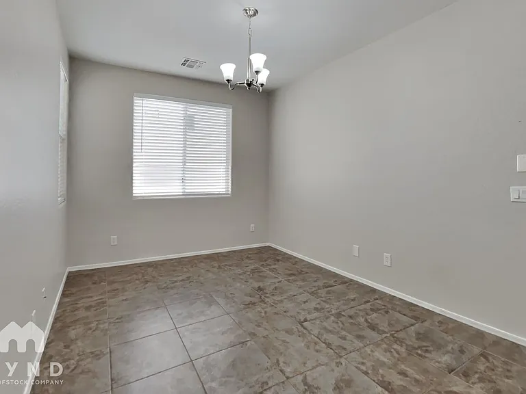 4272 E Vest Ave — Photo 5