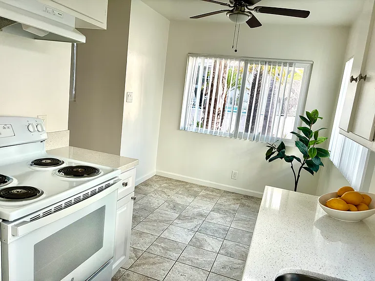 5808 S Pacific Coast Hwy #1 — Photo 6