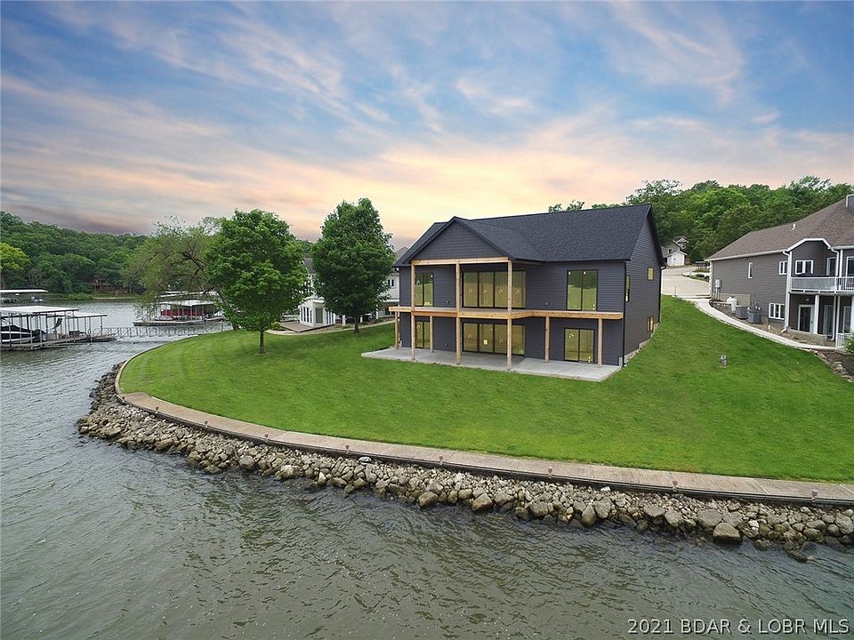 1st image of 448 Heart Lane Point