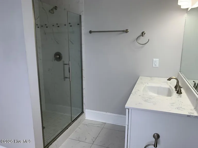 305 N Shore Dr — Photo 13