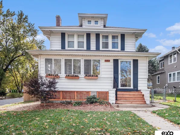 5001 Nicholas St, Omaha, NE 68132