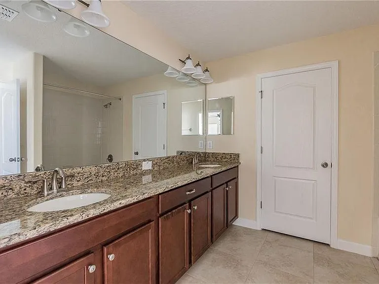 13303 Penshurst Ln — Photo 12