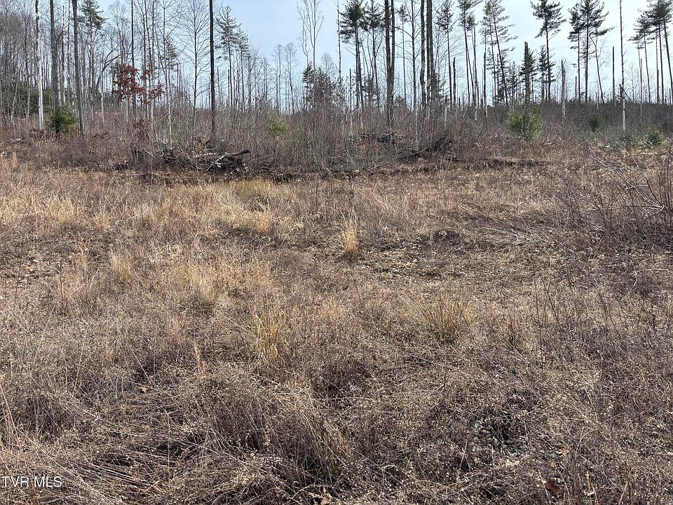 1st image of Pleasant Valley Rd