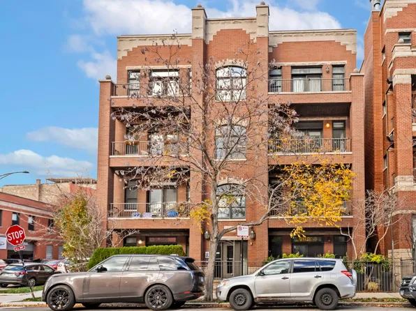 1122 W Hubbard St APT 2W, Chicago, IL 60642