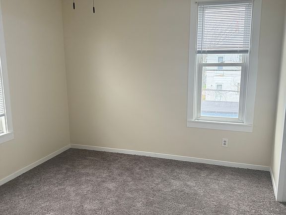 2nd image of 1276 Hird Ave
