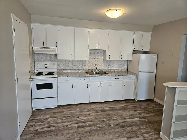 96 Connolly St #4 — Photo 4