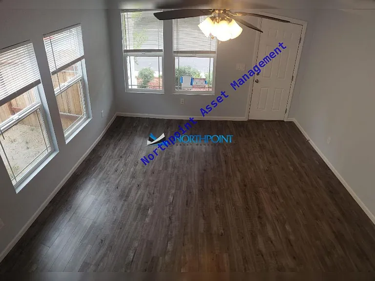7416 Mimosa Way — Photo 7