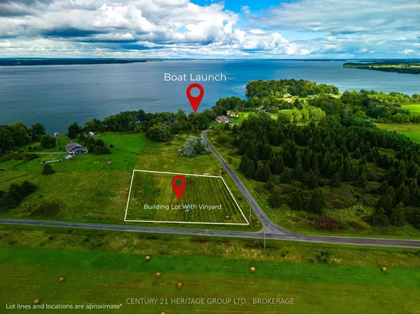 7 Hunt Club Ln, Frontenac Islands, ON K0H 2Y0
