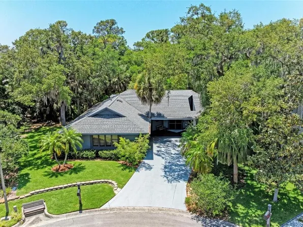 830 Hammockwood Ct, Sarasota, FL 34232