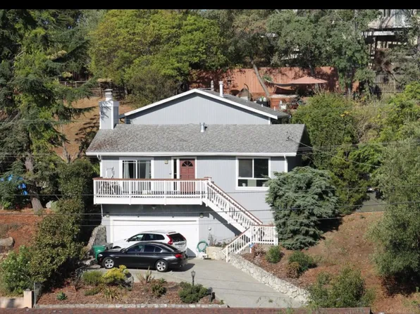 10975 Cliffland Ave, Oakland, CA 94605