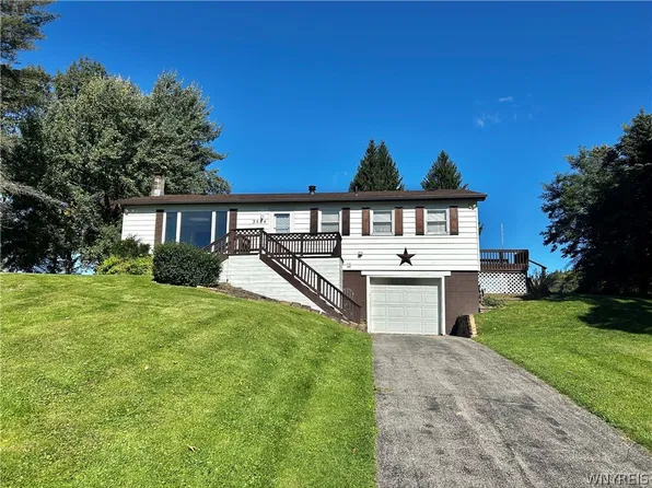 3564 Roszyk Hill Rd, Machias, NY 14101