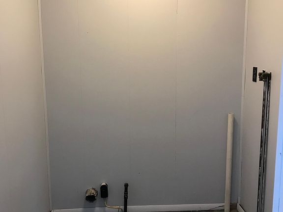 Utility room for washer dryer