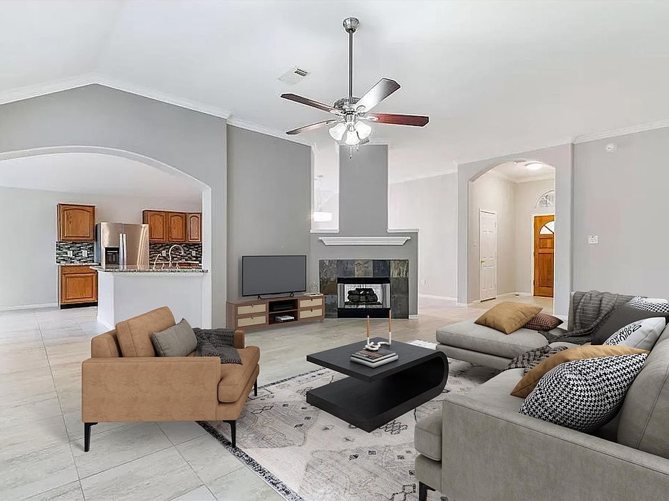 1st image of 1319 Castlemist Dr